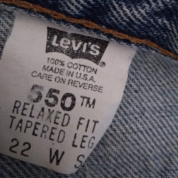 Vintage Levi's 550 Relaxed Tapered Denim Blue Jeans - Picture 7 of 9